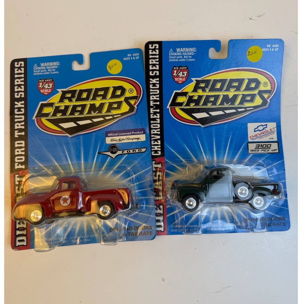 Road Champs Die Cast Truck Lot 1/43 Ford F-100 Texaco 1953 Chevrolet 3100 Pickup